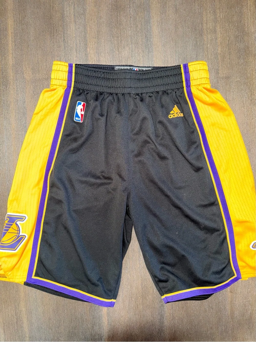 Adidas Los Angeles Lakers Hollywood Nights Short Size M